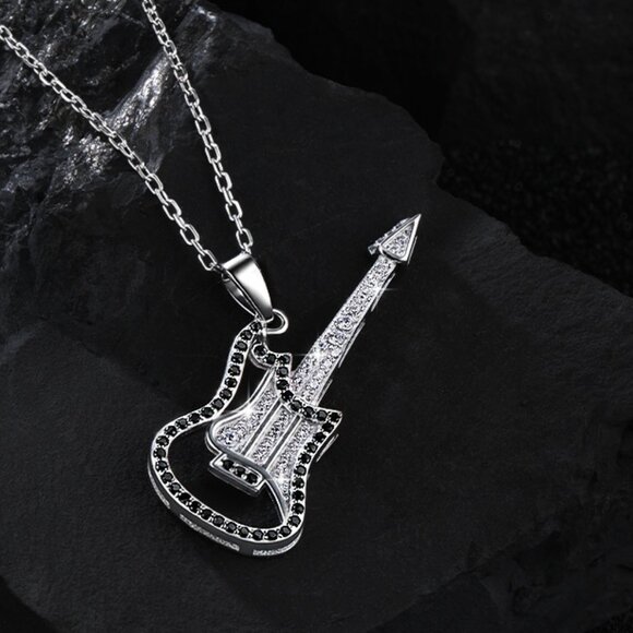 🎸 NEW Certified  Moissanite Electric Guitar Pendant Necklace S925 🎸 - Picture 1 of 5